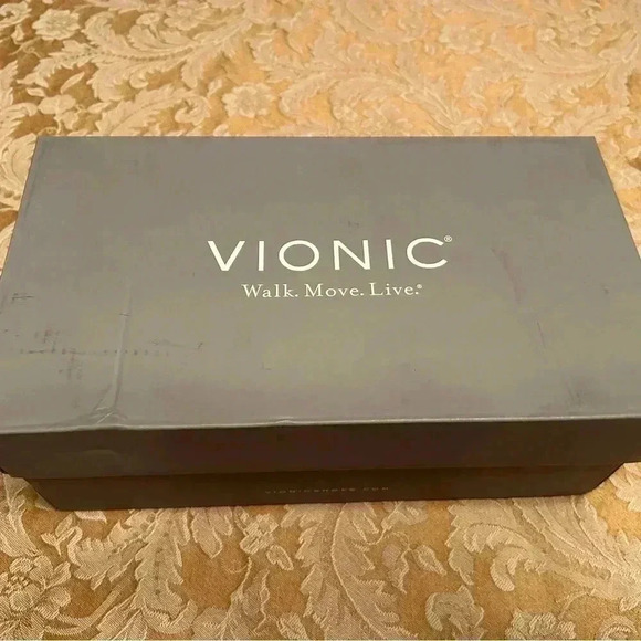 6.5 VIONIC Rose Gold Spark Caroll Metallic Ballet Flats, Brand New In Box - Picture 5 of 11